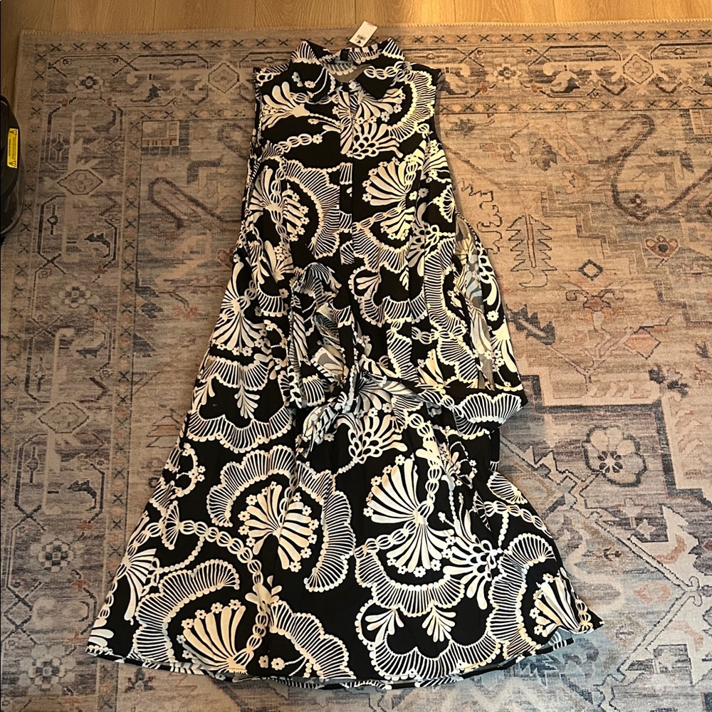 Banana Republic Black and White Patterned Dress